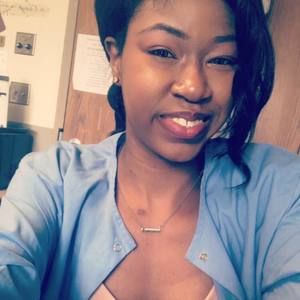 Meet your Posher, Shaina